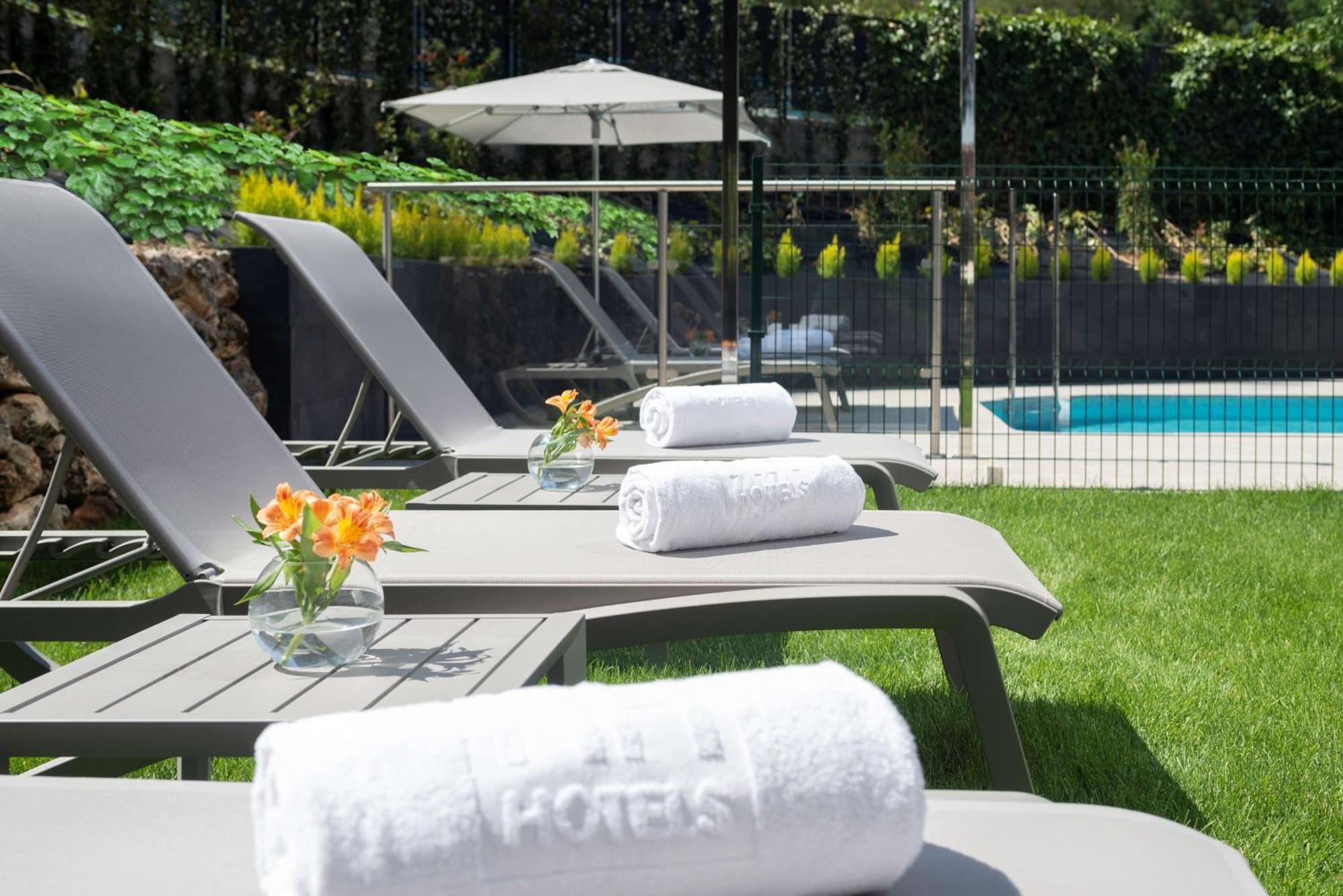 Nh Madrid Ribera Del Manzanares Hotel Exterior foto