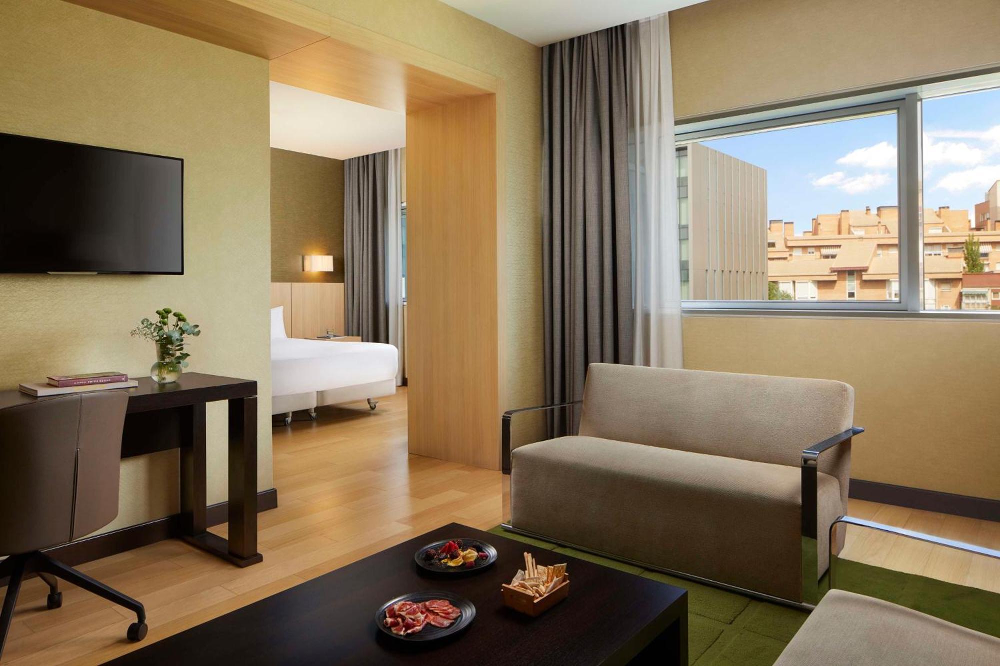 Nh Madrid Ribera Del Manzanares Hotel Exterior foto
