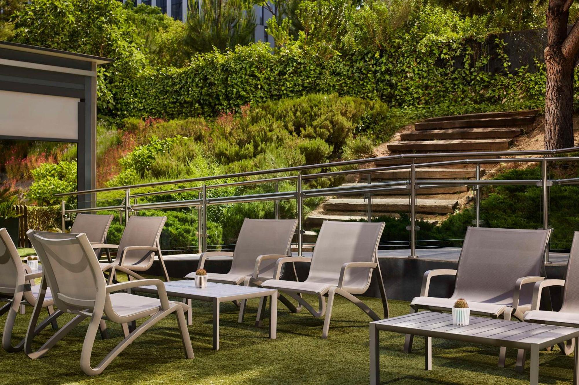 Nh Madrid Ribera Del Manzanares Hotel Exterior foto